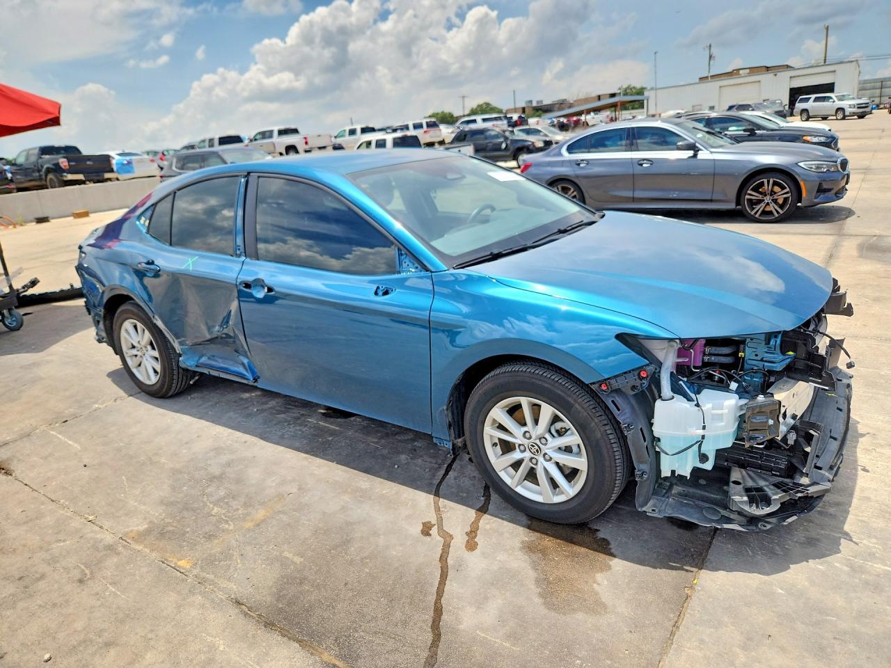 2025 Toyota Camry Le - Image 4
