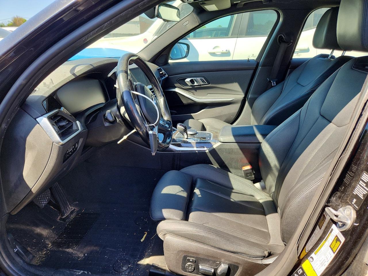 2019 BMW 330Xi - Image 7