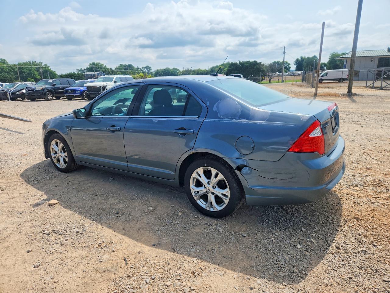 2012 Ford Fusion Se - Фото 2