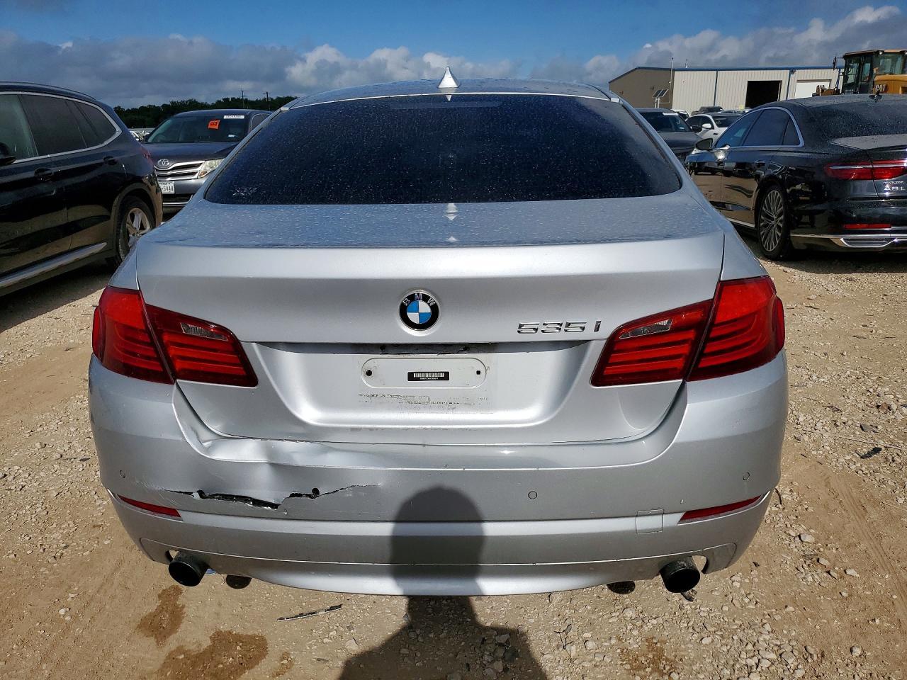 2011 BMW 535 I - Фото 6