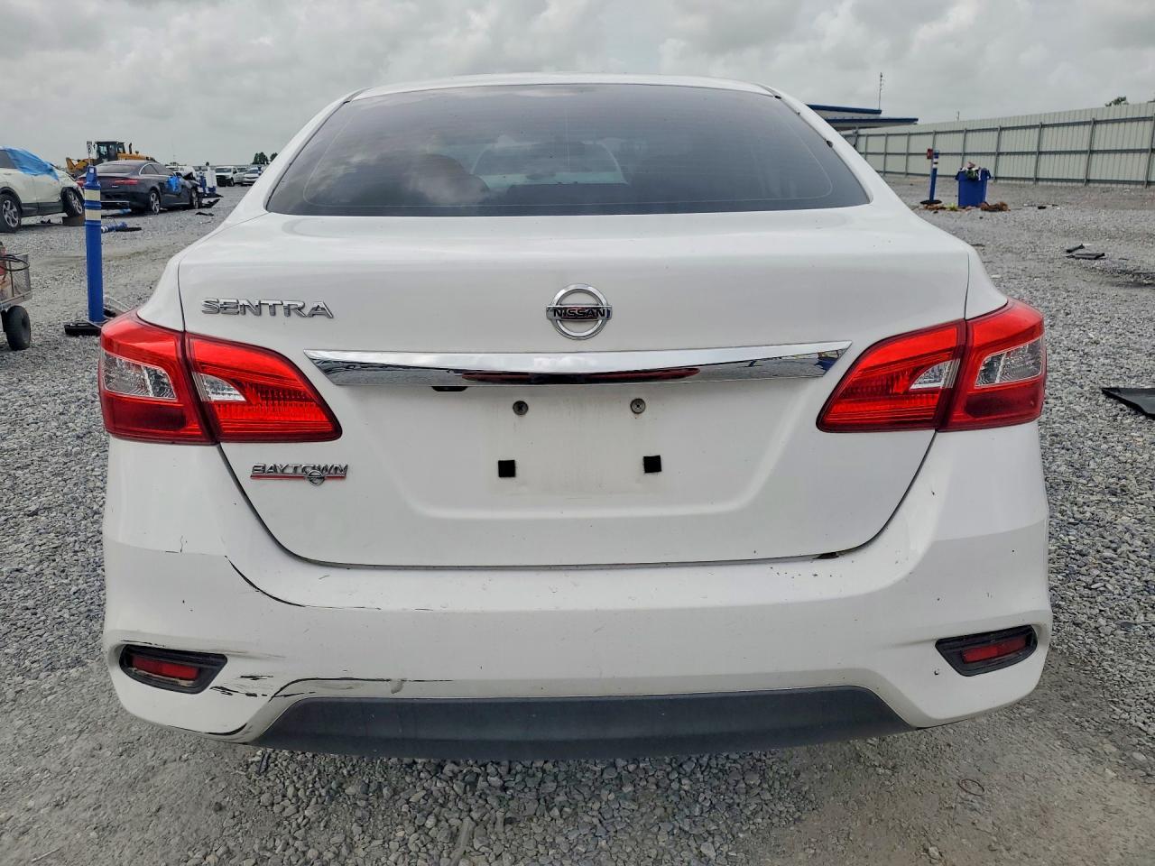 2019 Nissan Sentra S - Фото 6