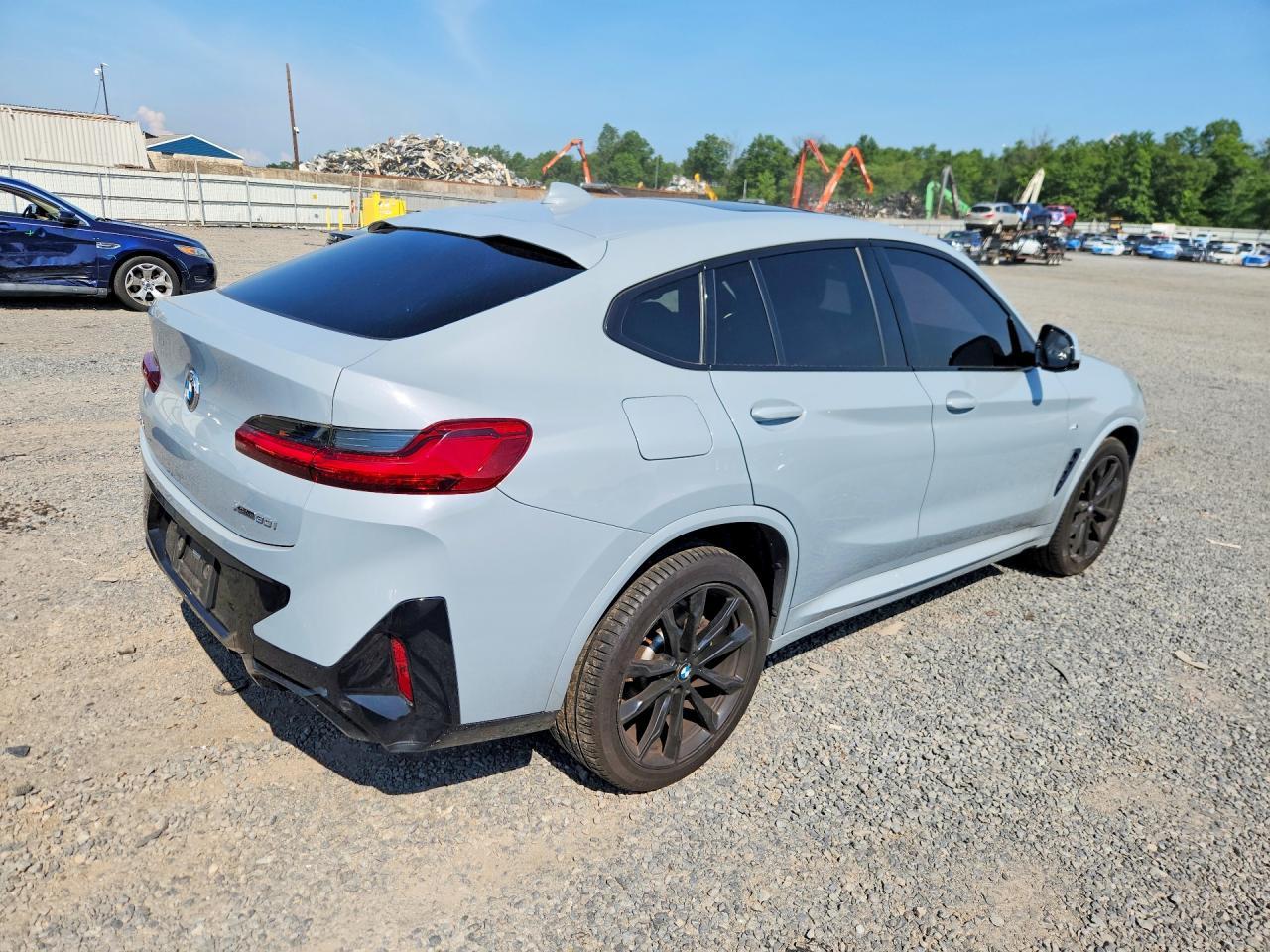 2022 BMW X4 xDrive30I - Фото 3