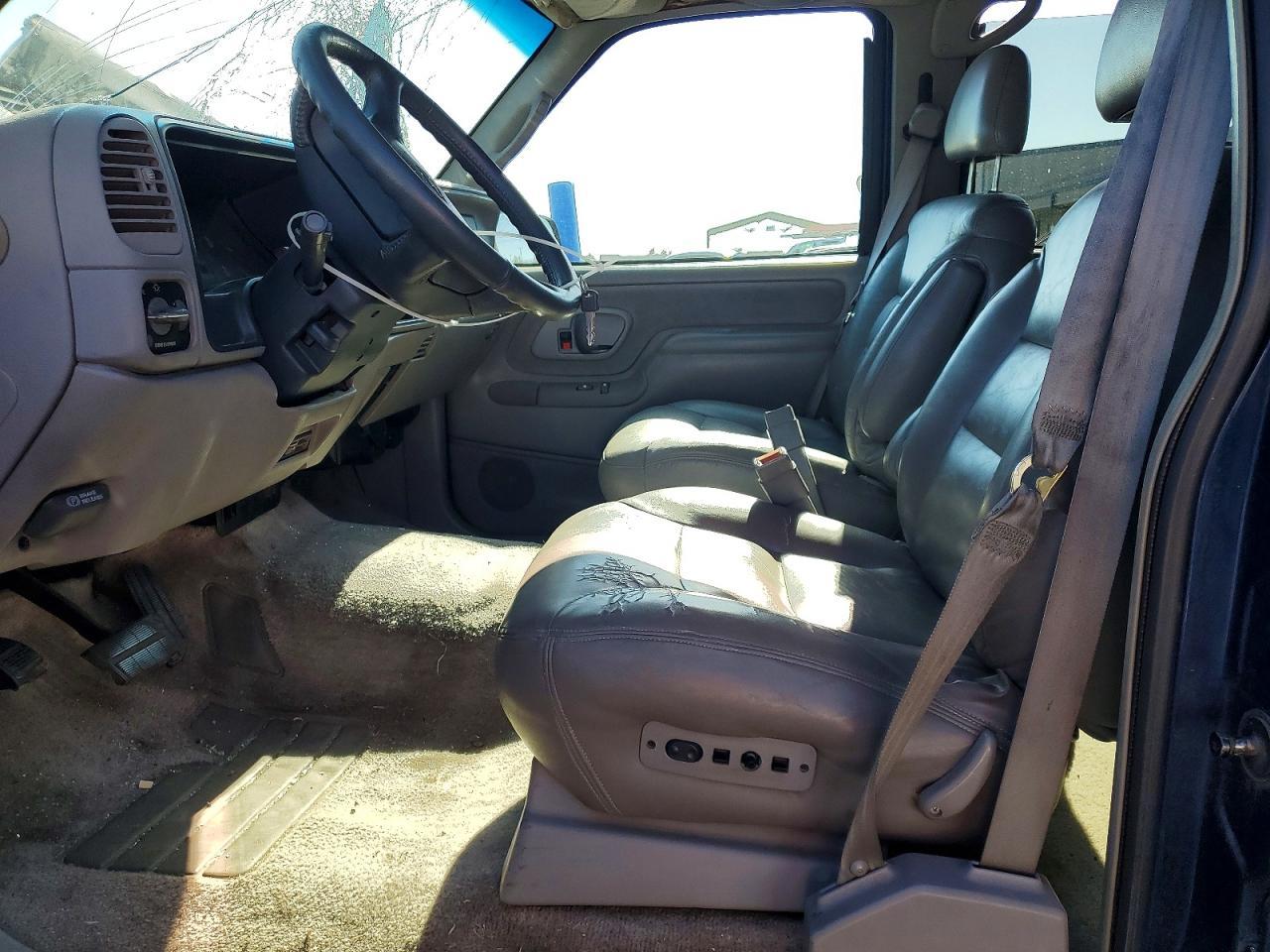 1997 Chevrolet Tahoe K1500 - Фото 7
