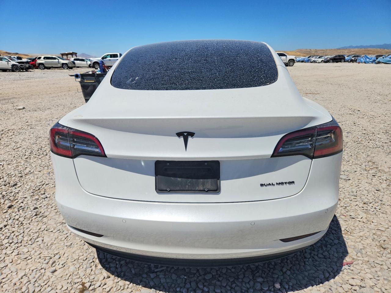 2021 Tesla Model 3 - Фото 6