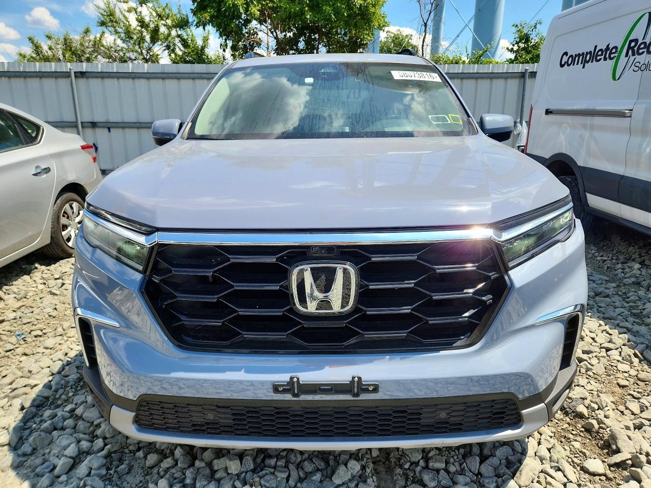 2025 Honda Pilot Elite - Image 5