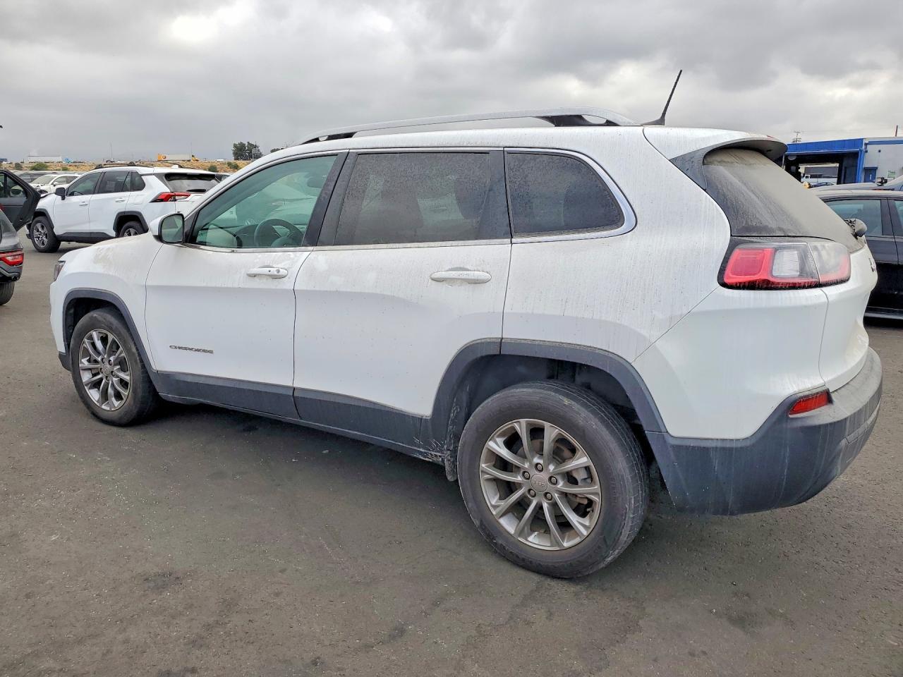 2019 Jeep Cherokee Latitude Plus - Фото 2