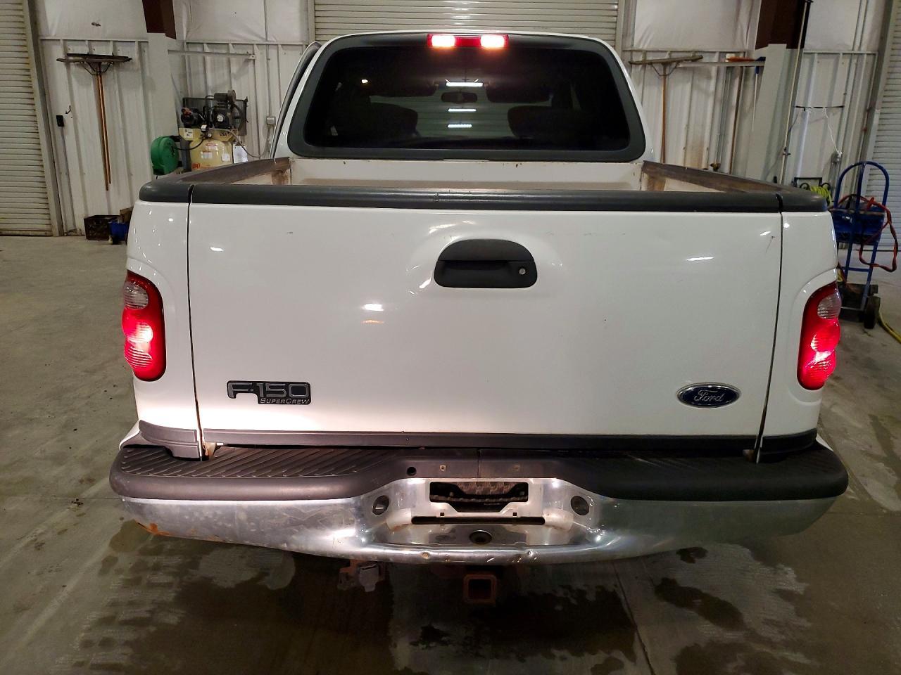 2003 Ford F150 Supercrew - Image 6
