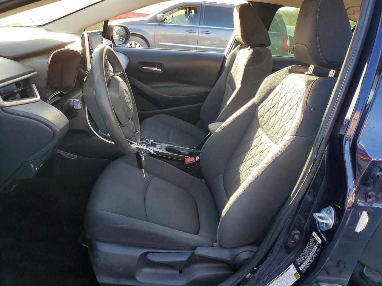 2020 Toyota Corolla Le - Image 7