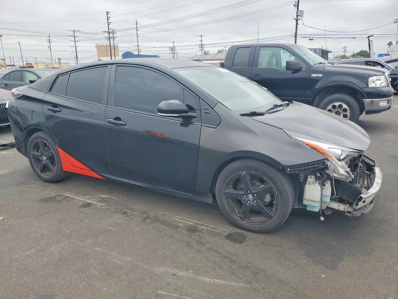 2016 Toyt Prius - Фото 4