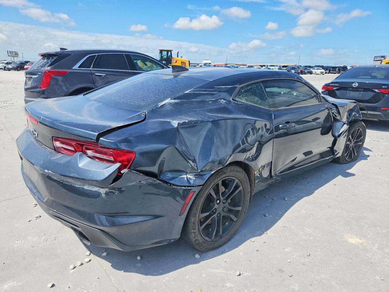 2019 Chevrolet Camaro Ls - Image 3