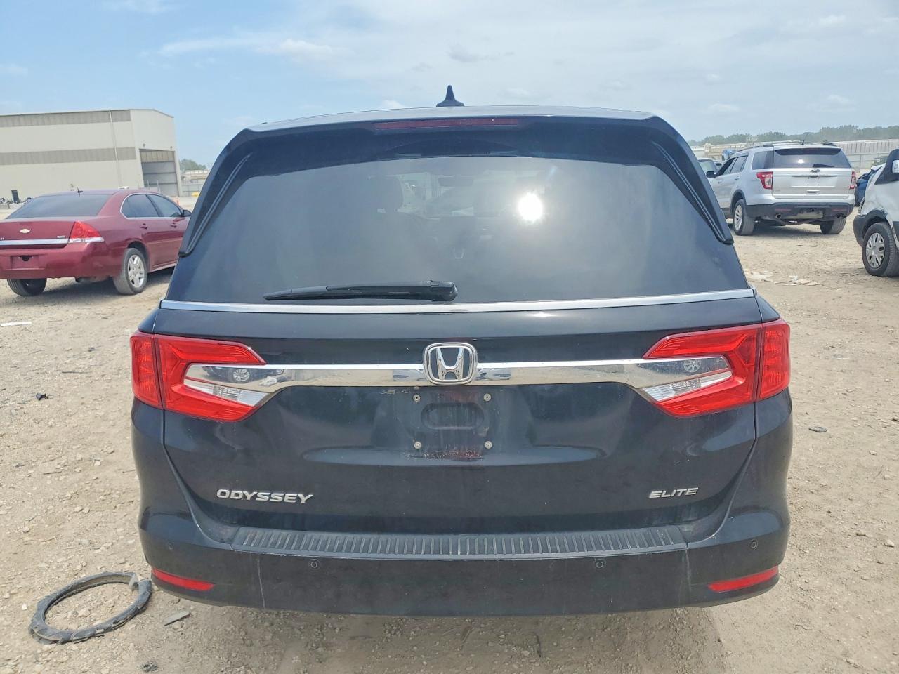 2019 Honda Odyssey Elite - Image 6