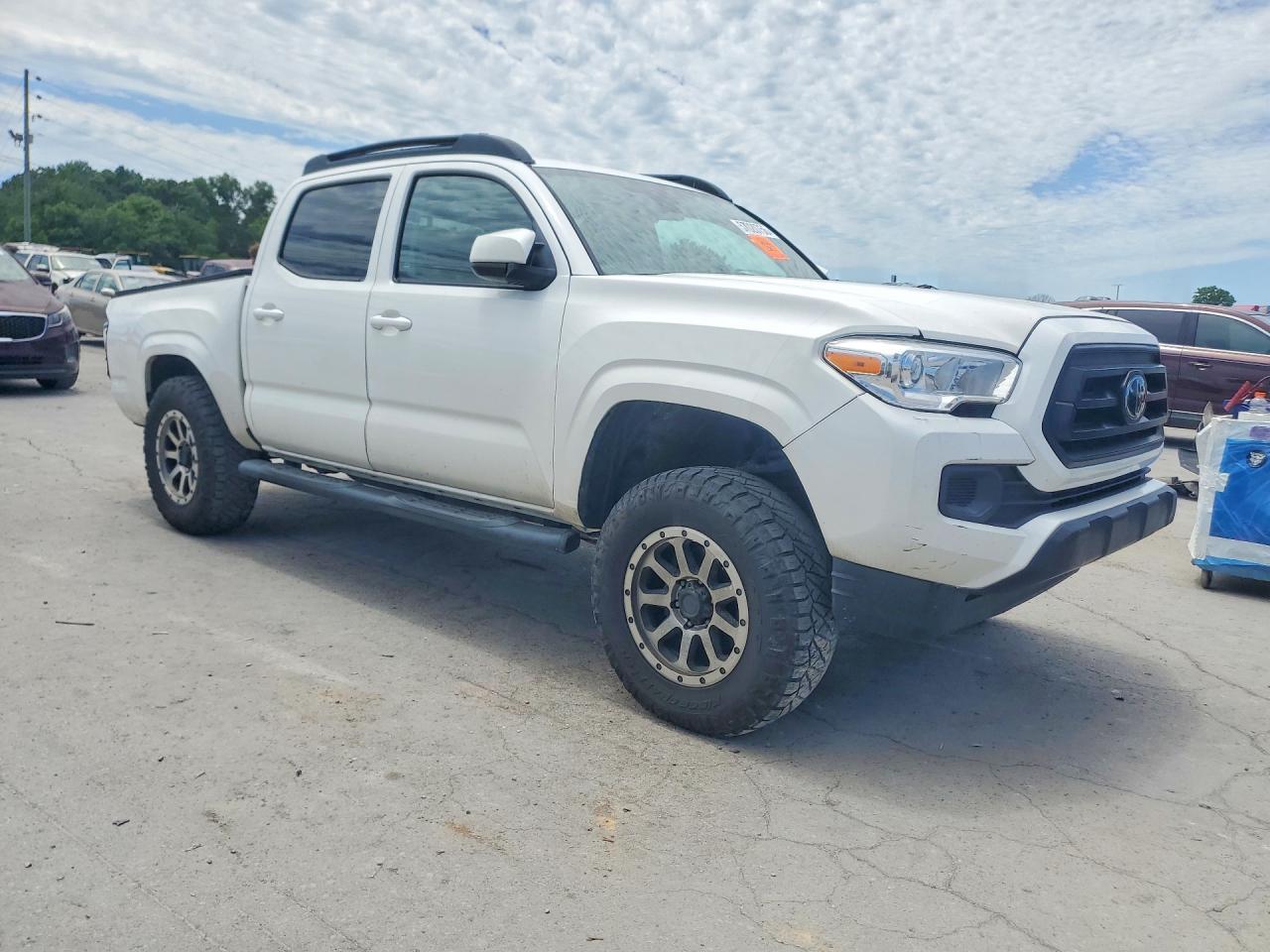 2022 Toyota Tacoma Sr V6 - Image 4