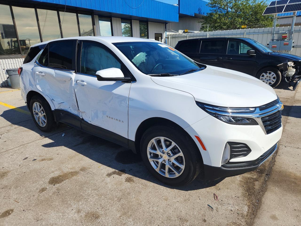 2024 Chevrolet Equinox Lt - Image 4