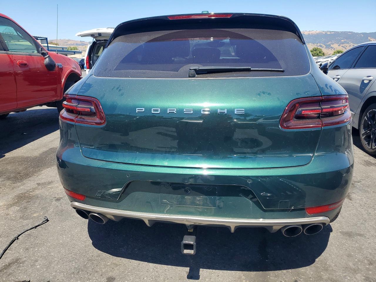 2017 Porsche Macan S - Image 6