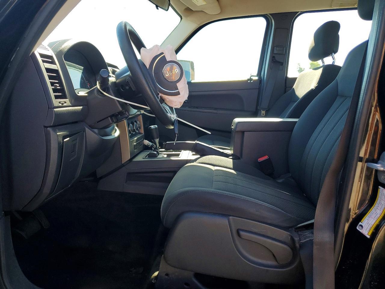 2012 Jeep Liberty Sport - Image 7