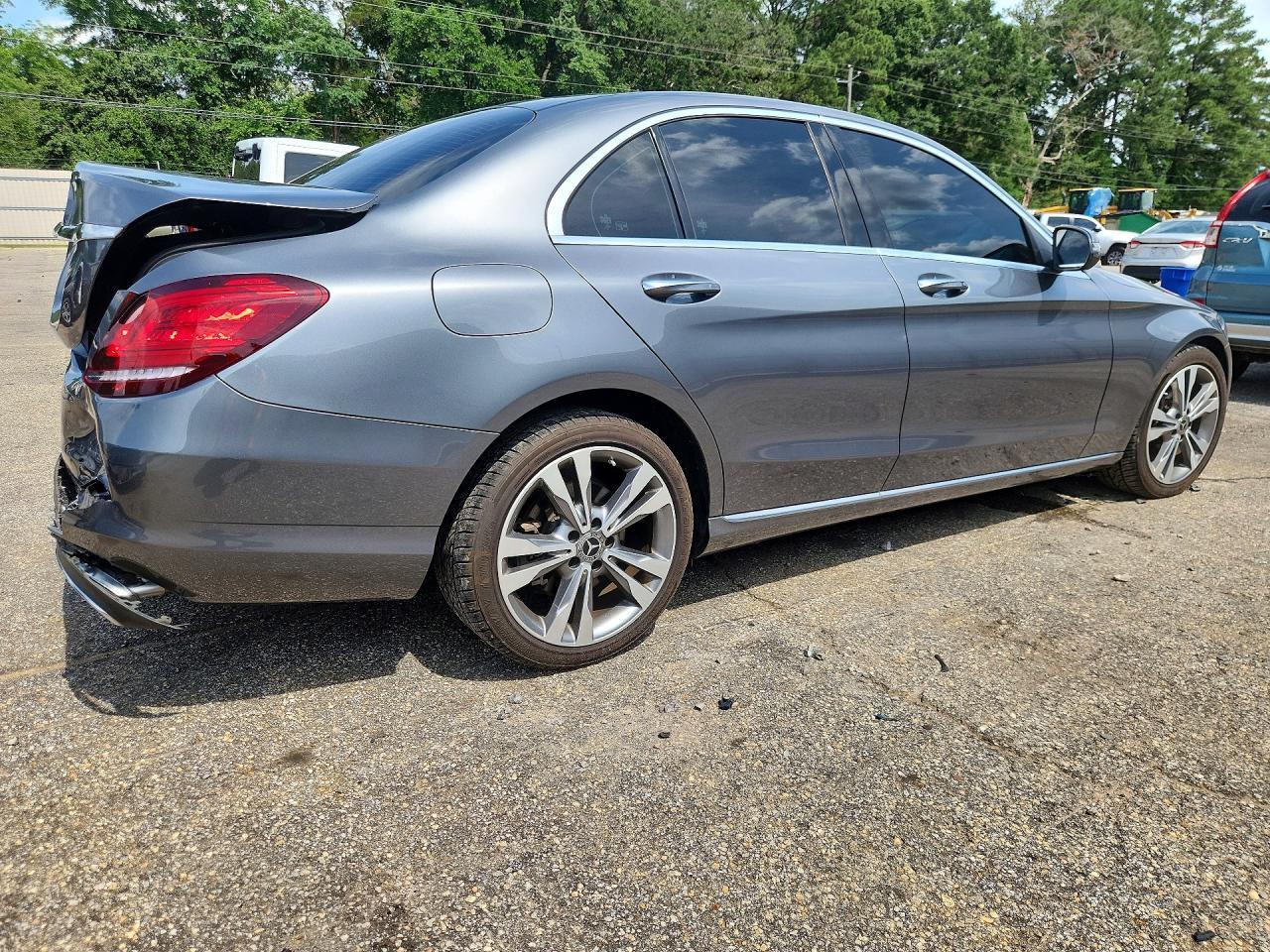 2021 Mercedes-Benz C 300 - Image 3