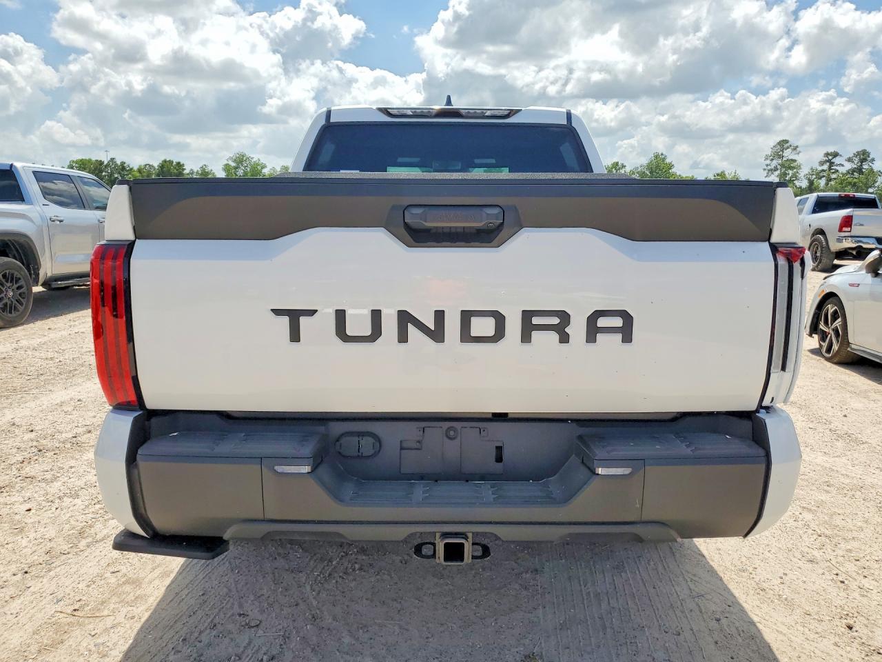 2026 Toyota Tundra Sr5 - Image 6