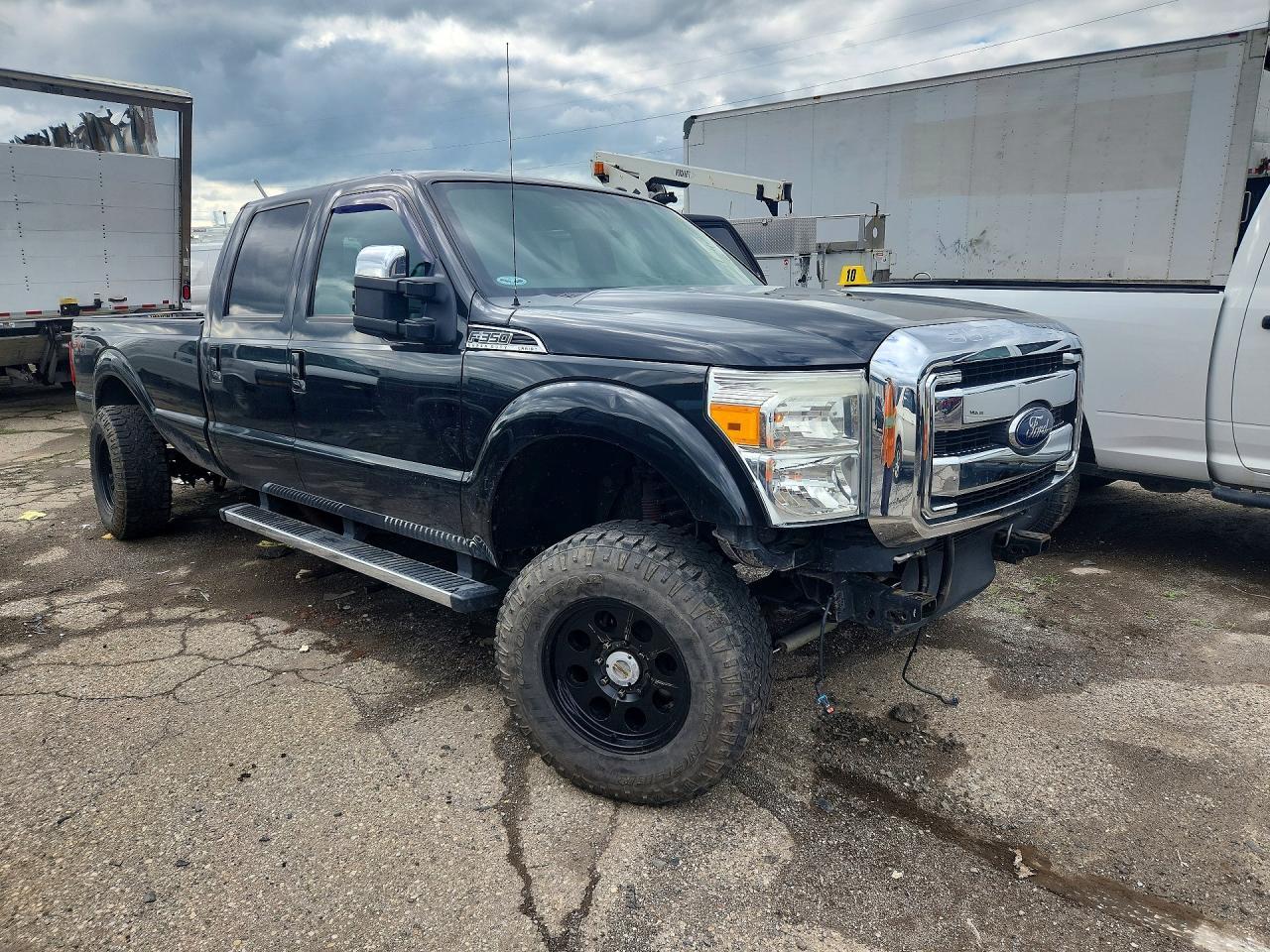 2015 Ford F350 Super Duty - Image 4
