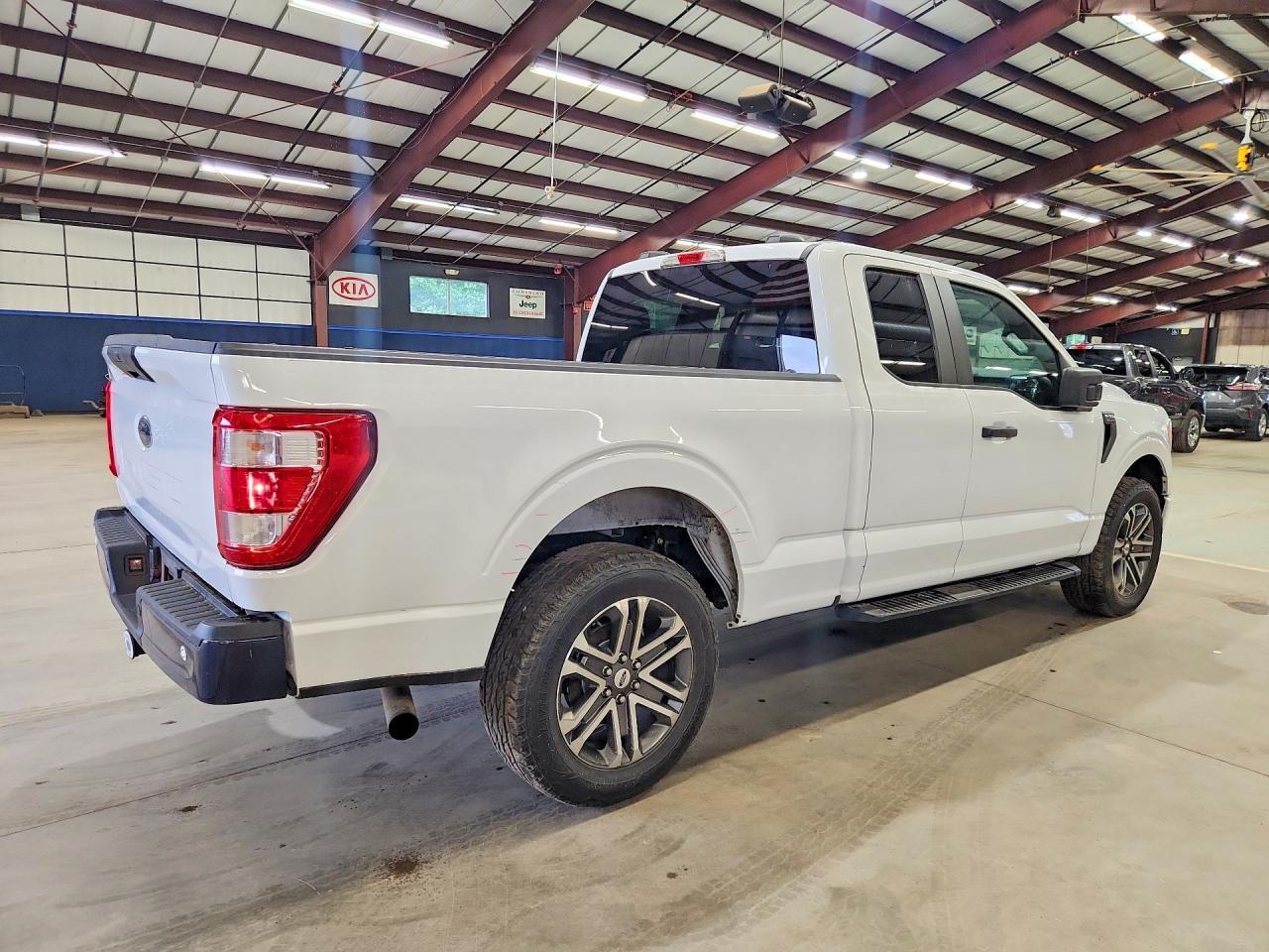 2021 Ford F150 - Image 3