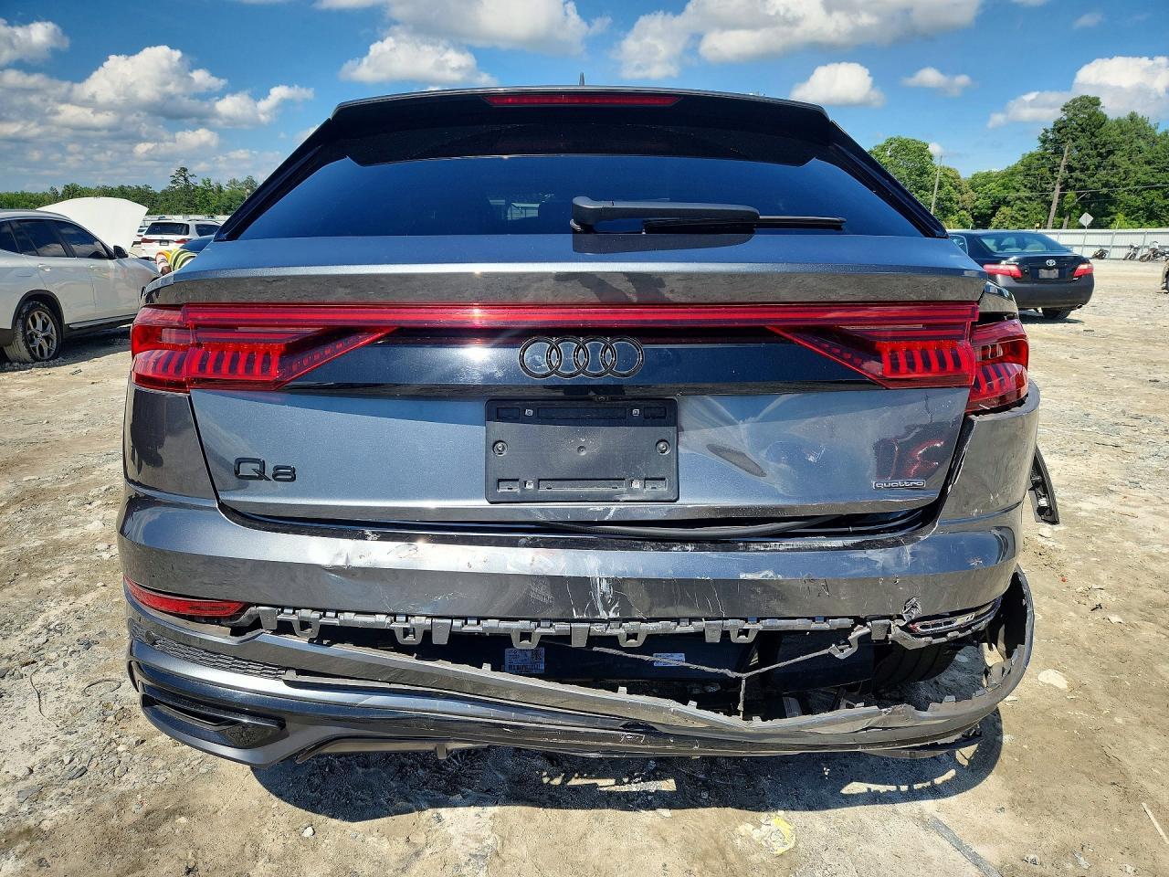 2021 Audi Q8 Prestige S-Line - Image 6