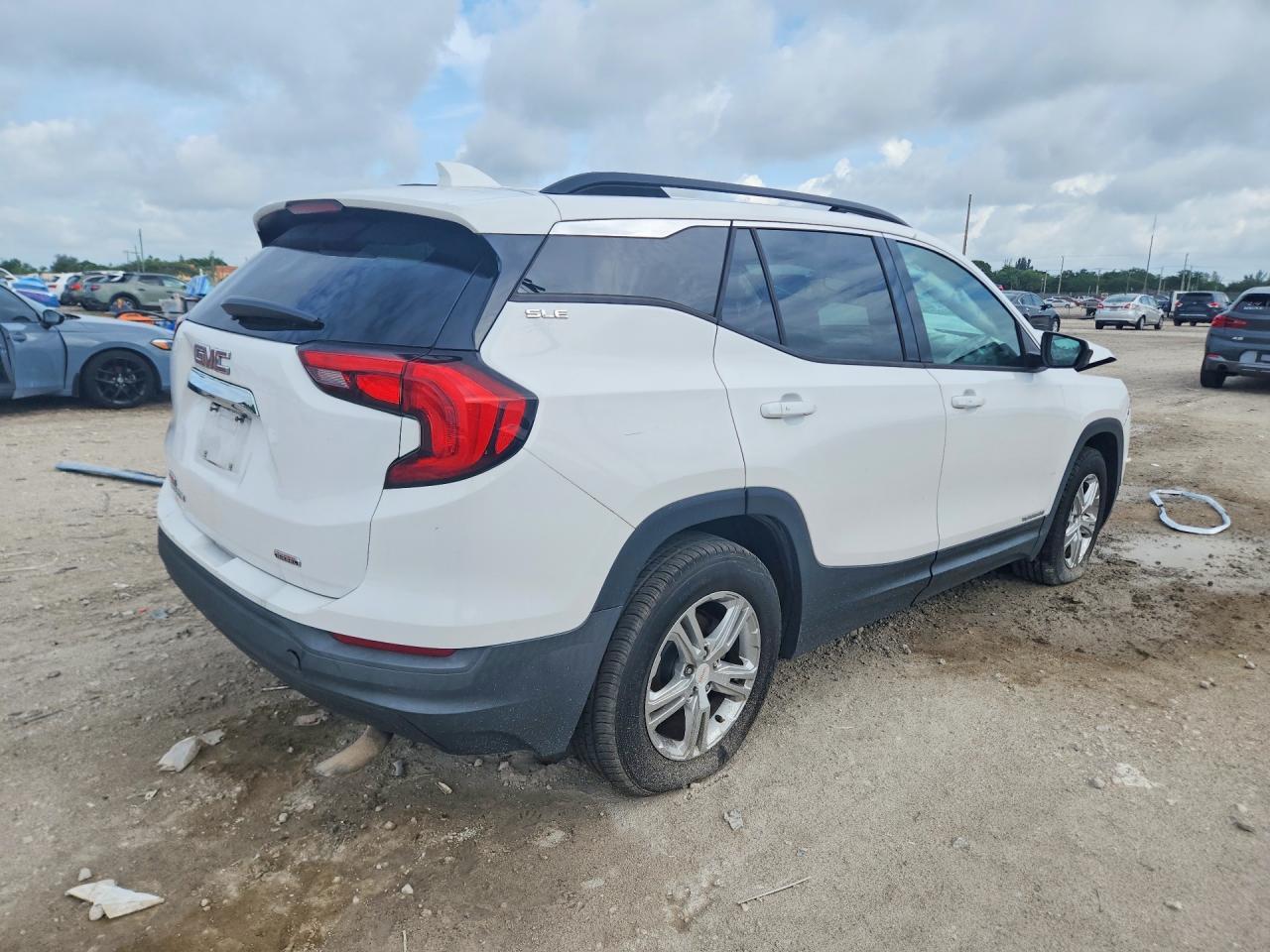 2018 GMC Terrain Sle - Фото 3