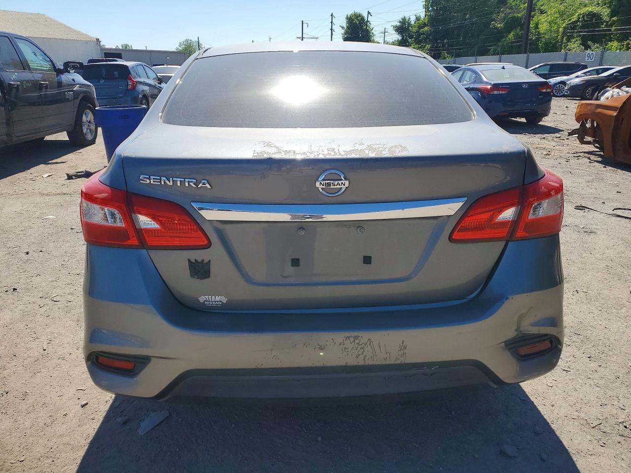 2016 Nissan Sentra S - Image 6