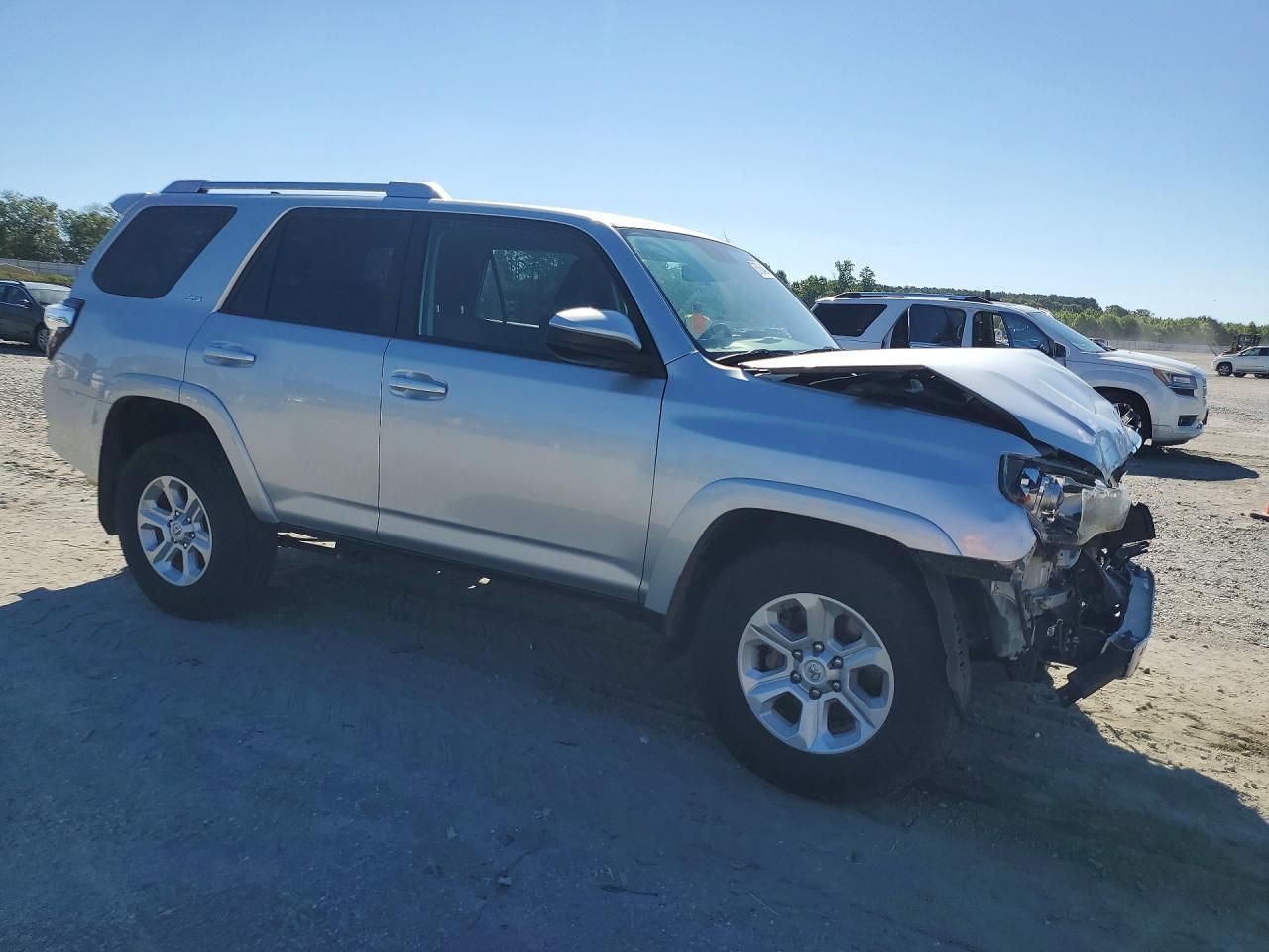 2017 Toyota 4Runner Sr5 - Фото 4