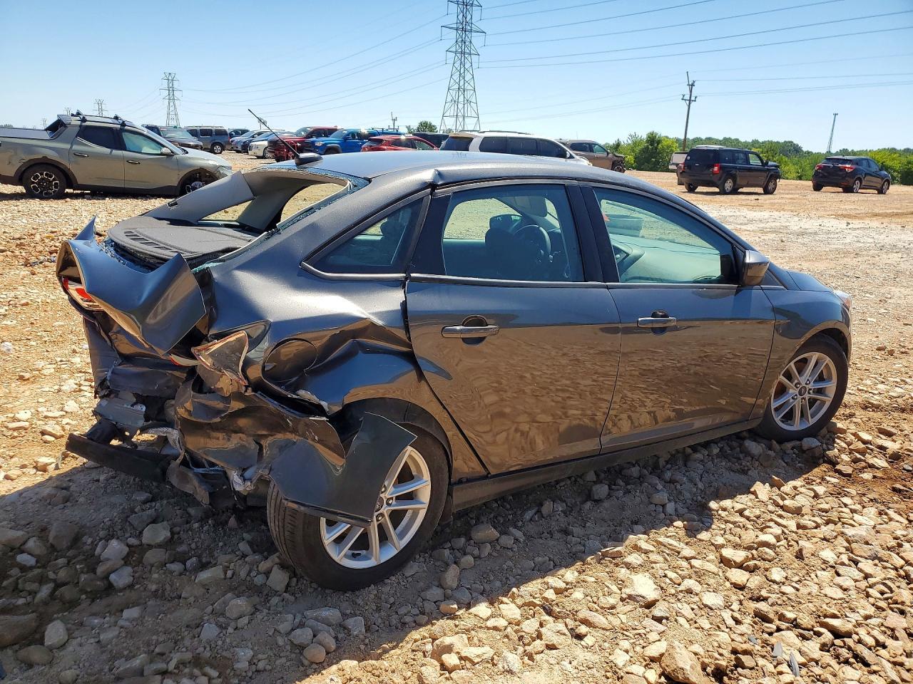 2018 Ford Focus Se - Фото 3