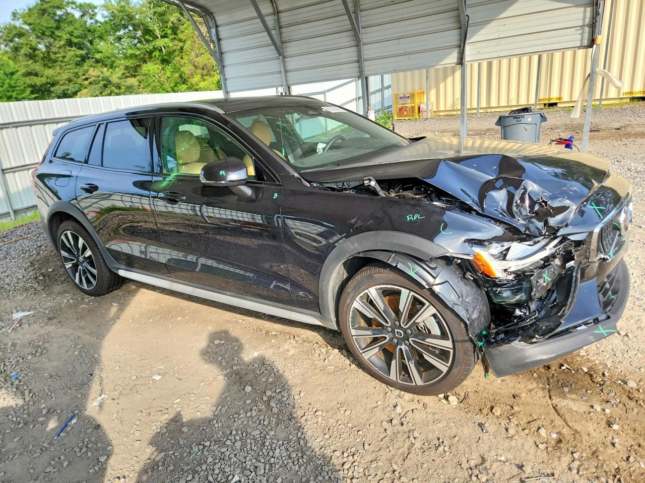 2026 Volvo V60 Cross Country Ultra - Image 4