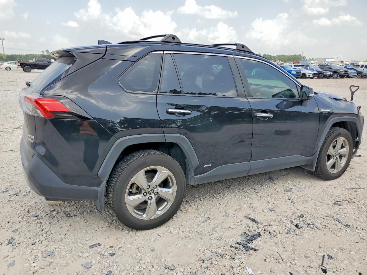 2020 Toyota Rav4 Limited - Фото 3