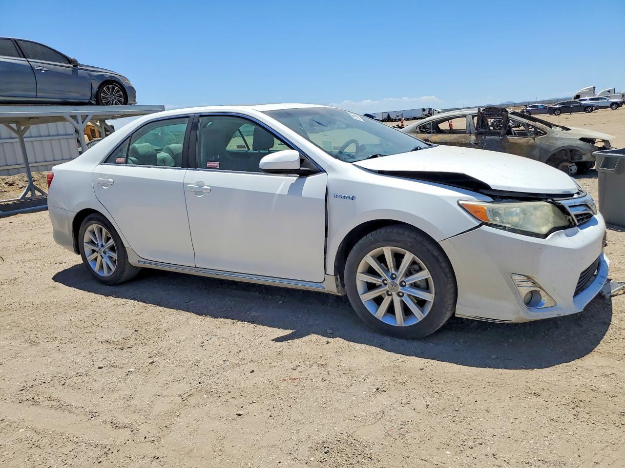 2012 Toyota Camry Hybrid Xle - Фото 4