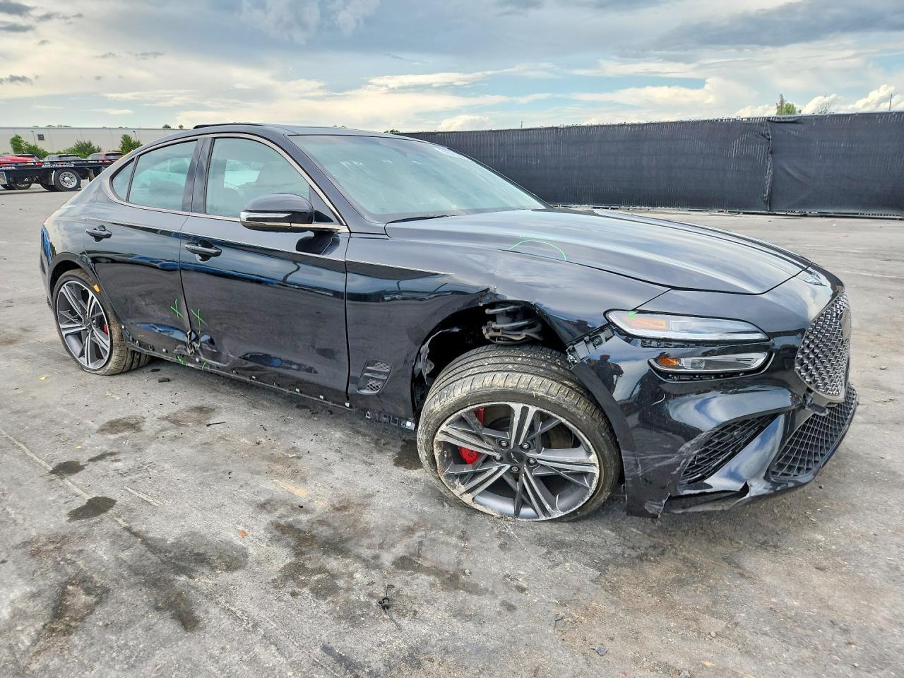 2025 Genesis G70 2.5T Sport Prestige - Фото 4