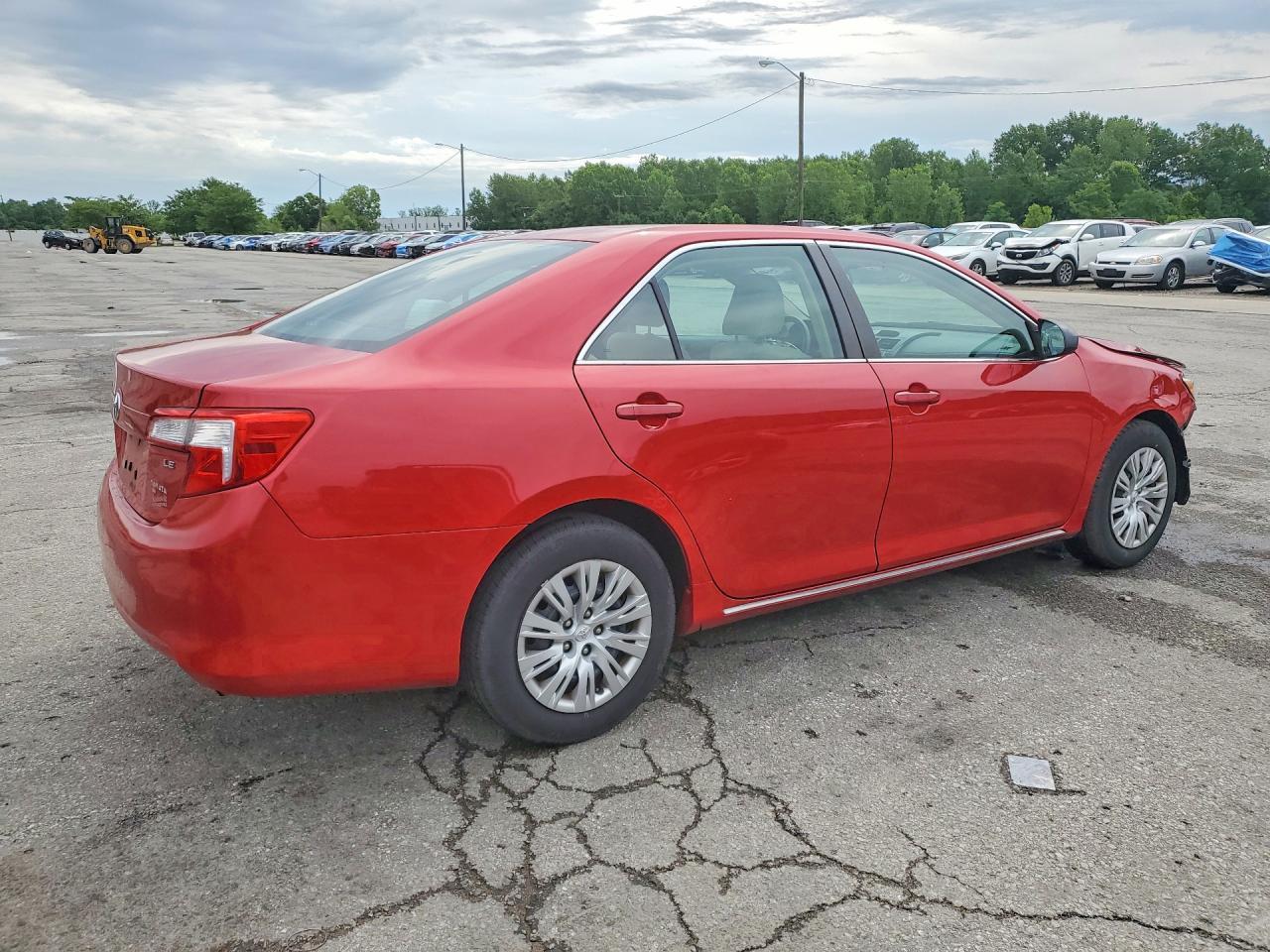 2012 Toyota Camry Le - Image 3