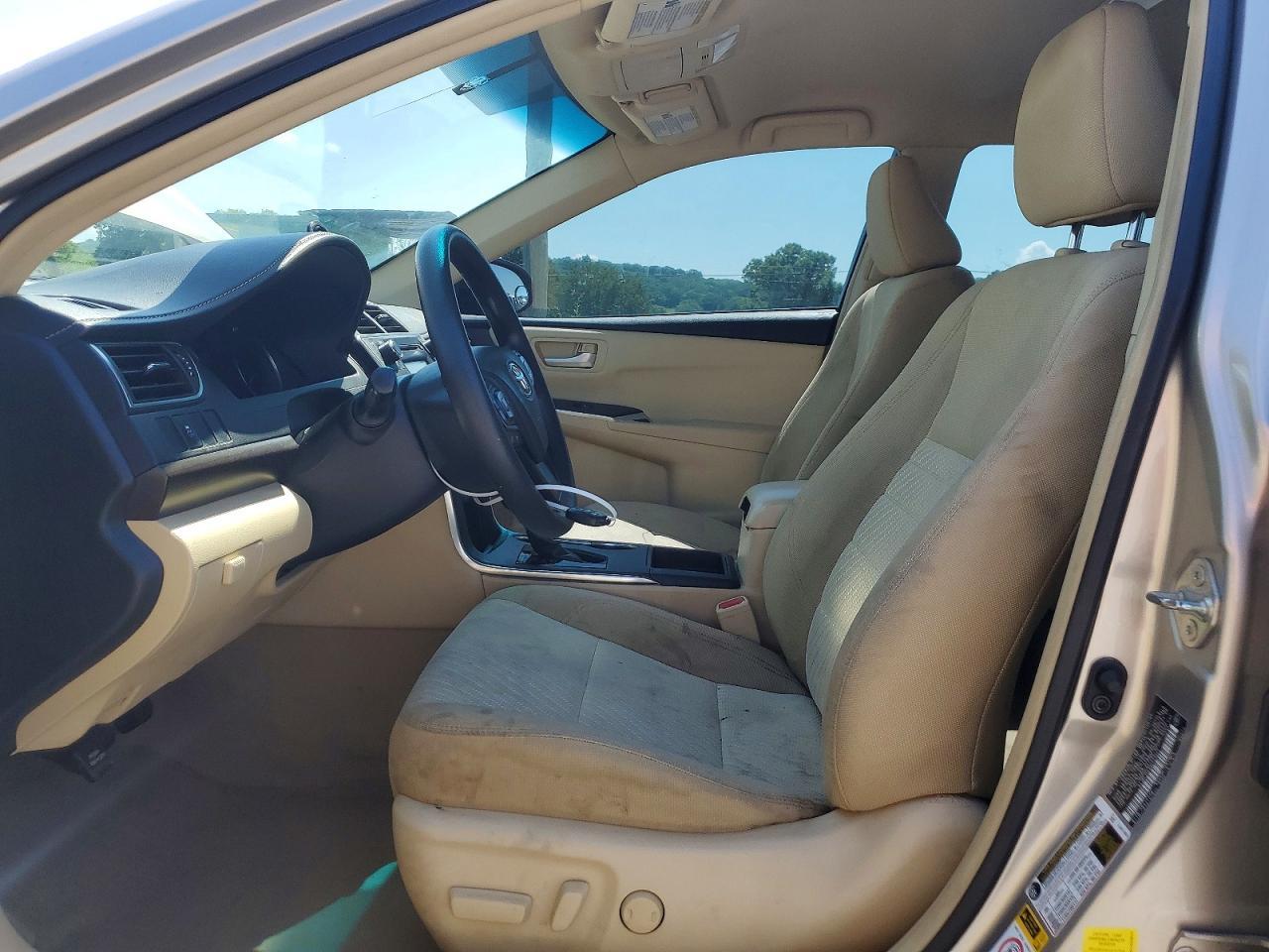 2016 Toyota Camry Le - Фото 7