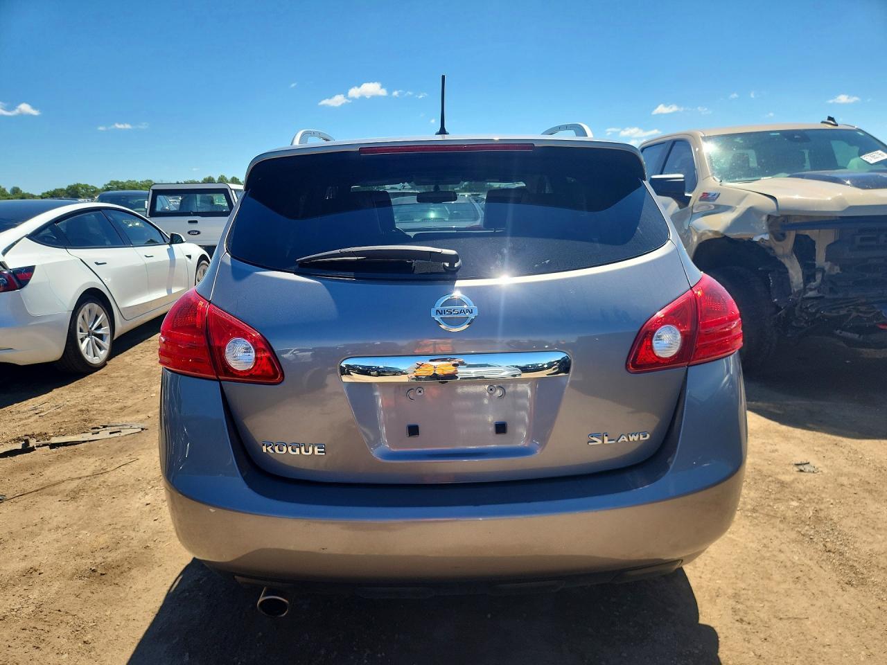2012 Nissan Rogue S - Фото 6