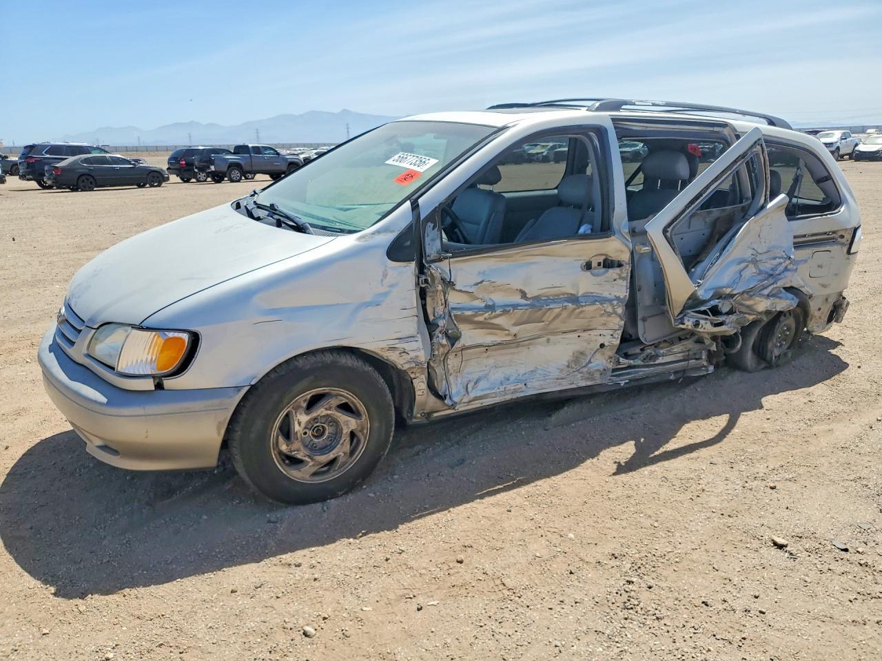 2003 Toyota Sienna Xle