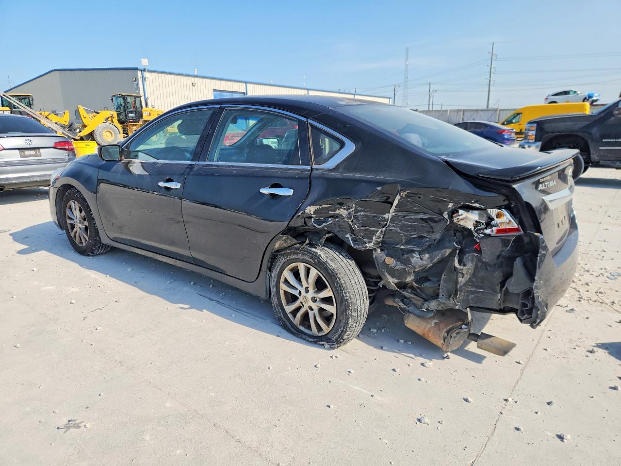 2014 Nissan Altima 2.5 S - Фото 2