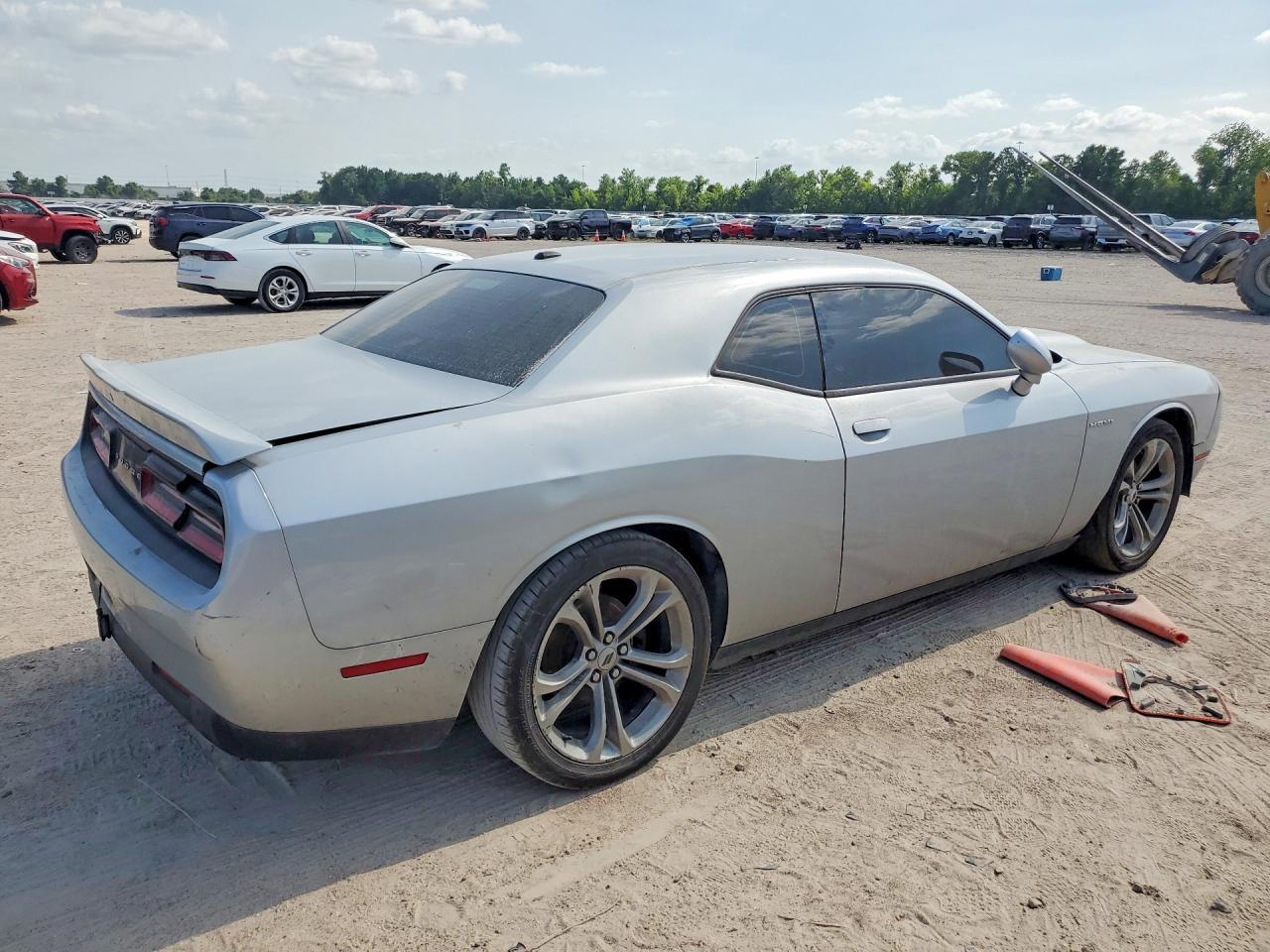 2020 Dodge Challenger R/T - Image 3