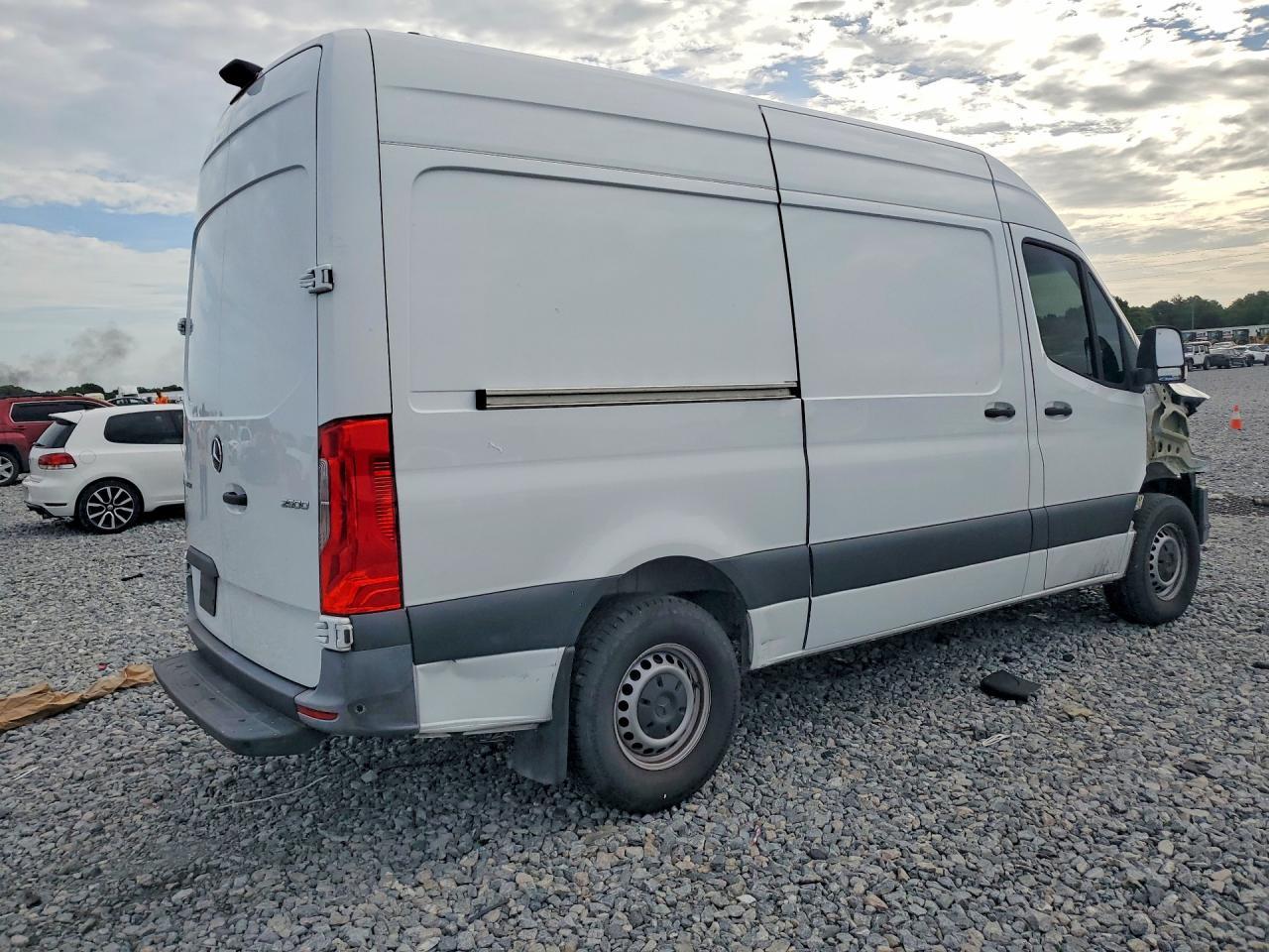 2023 Mercedes-Benz Sprinter 2500 - Image 3