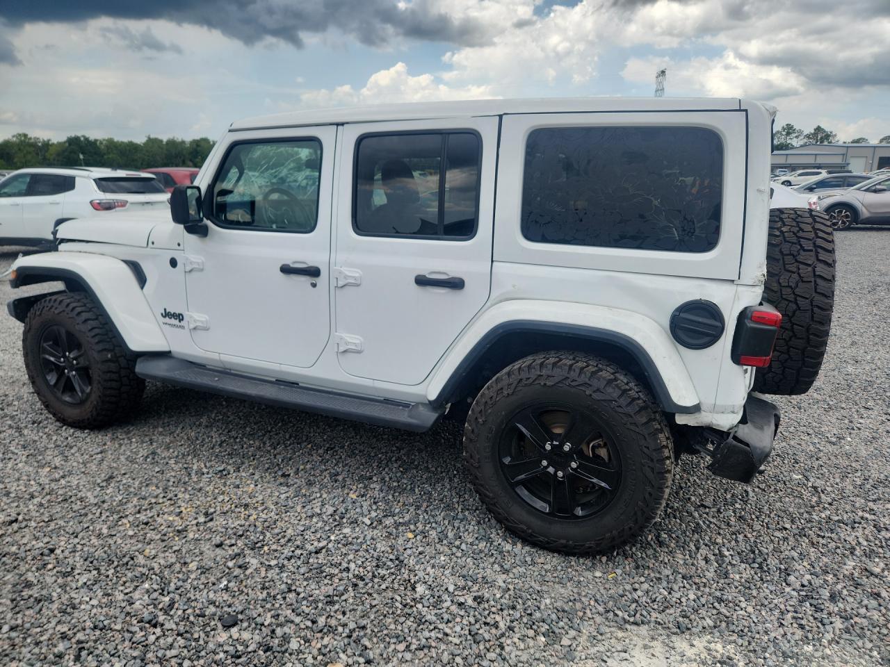 2021 Jeep Wrangler Unlimited Sahara - Фото 2