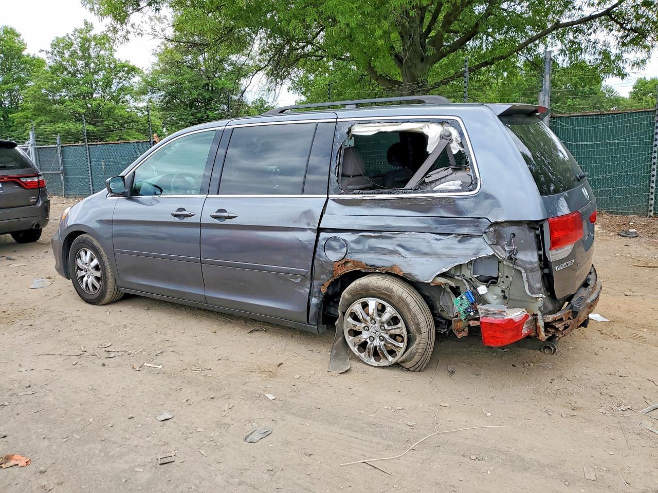 2010 Honda Odyssey Ex - Фото 2