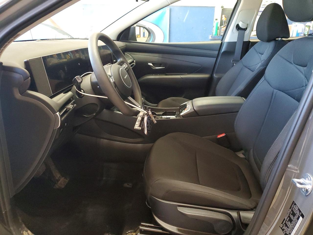 2025 Hyundai Tucson Se - Image 7
