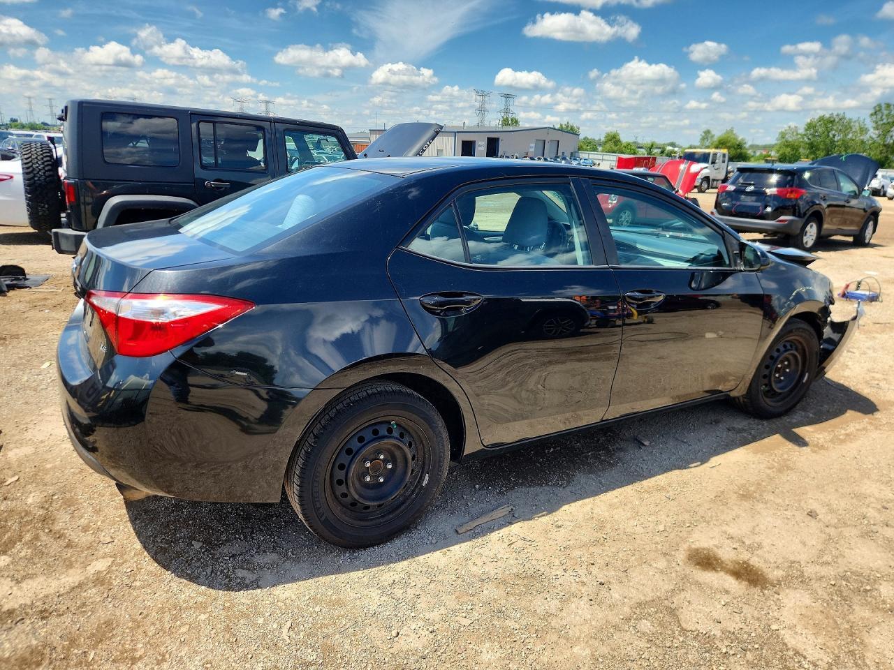 2014 Toyota Corolla Le - Image 3