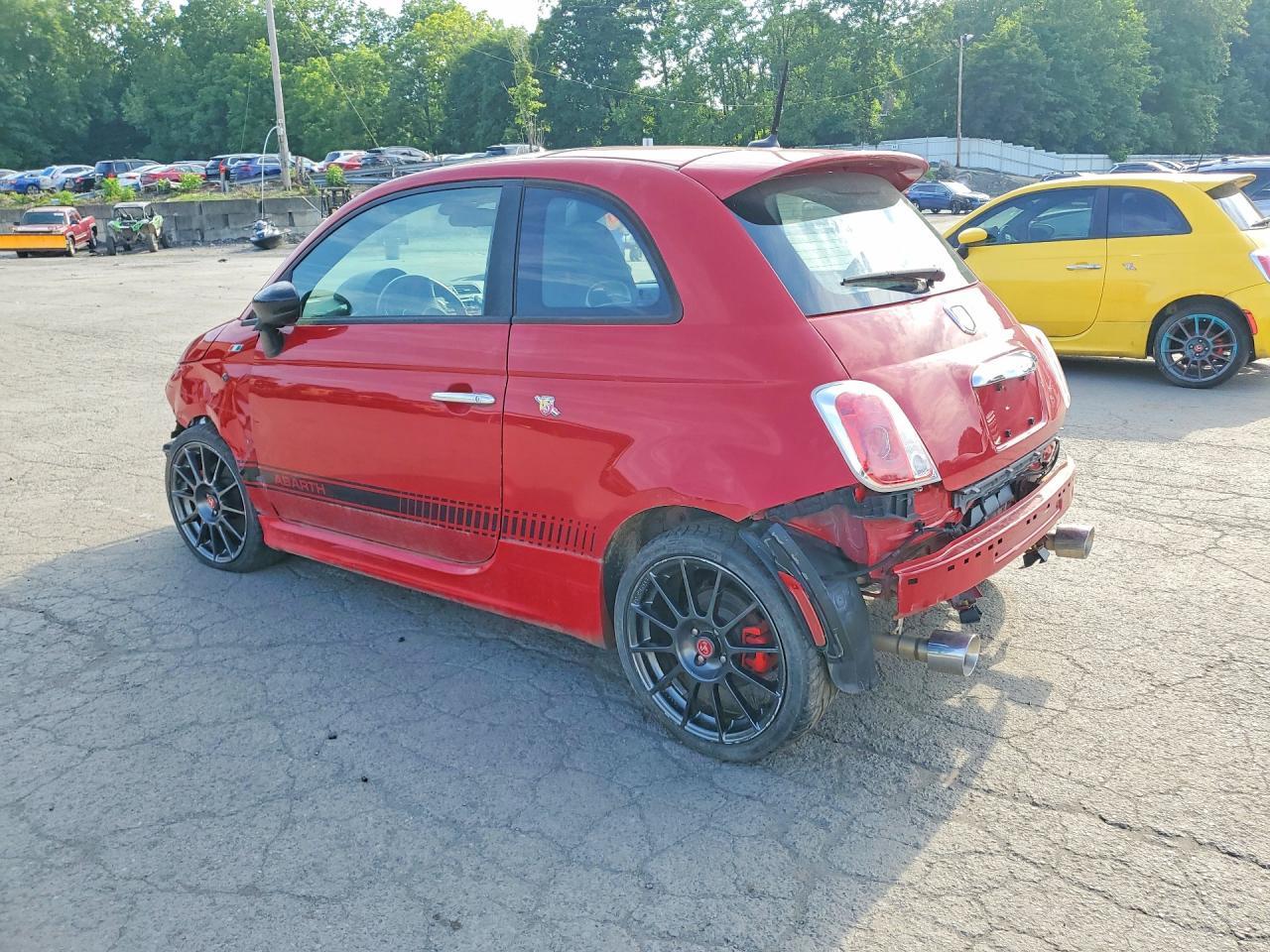 2015 Fiat 500 Abarth - Фото 2