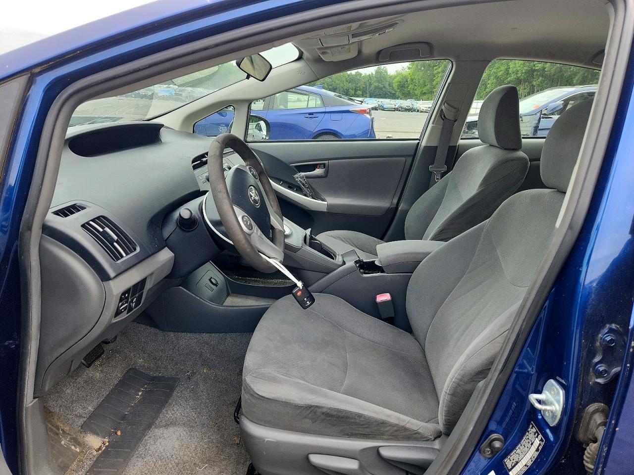 2010 Toyota Prius Iii - Фото 7