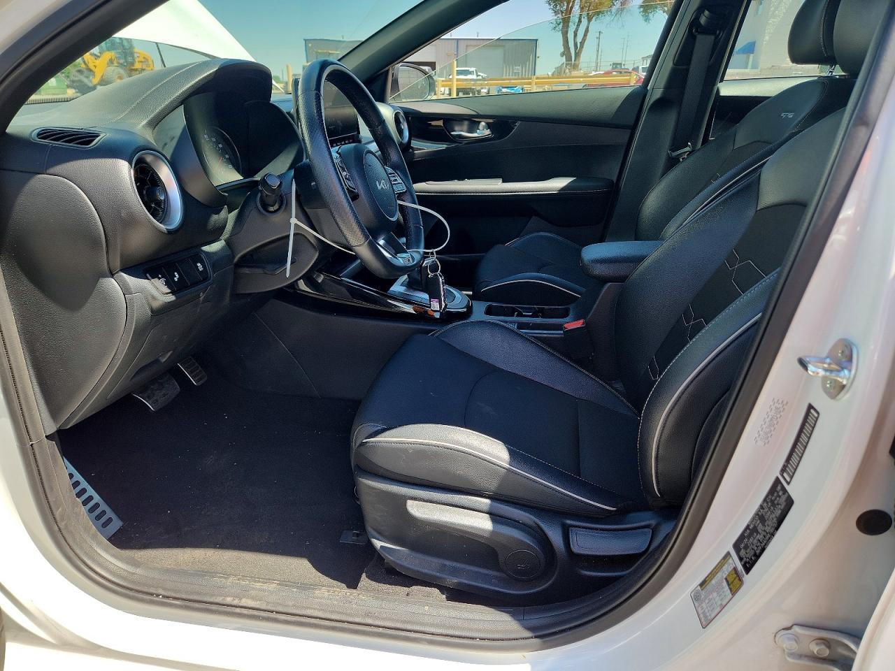 2024 Kia Forte Gt Line - Фото 7
