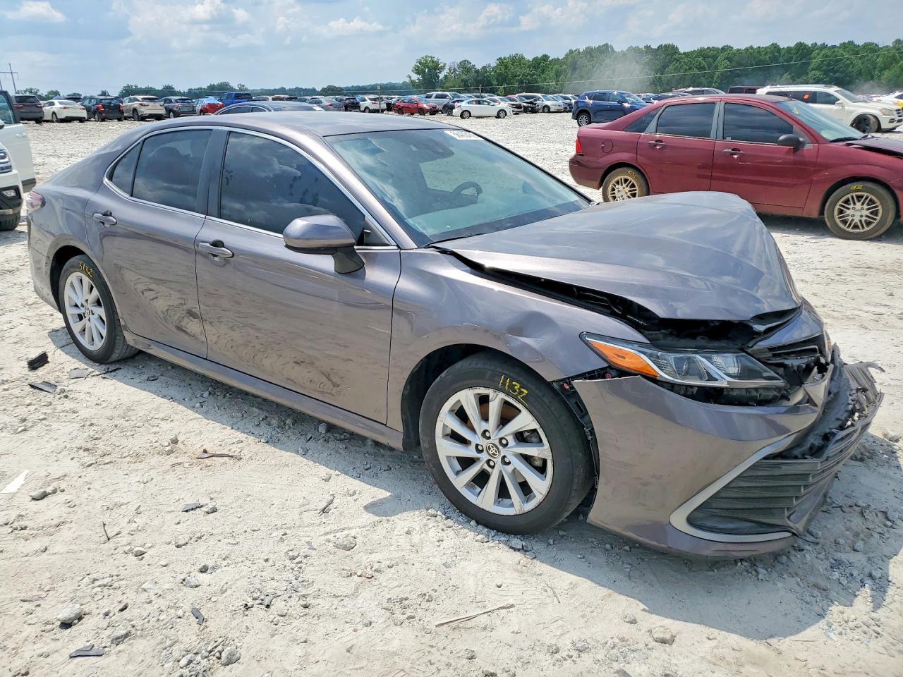 2022 Toyota Camry Le - Image 4
