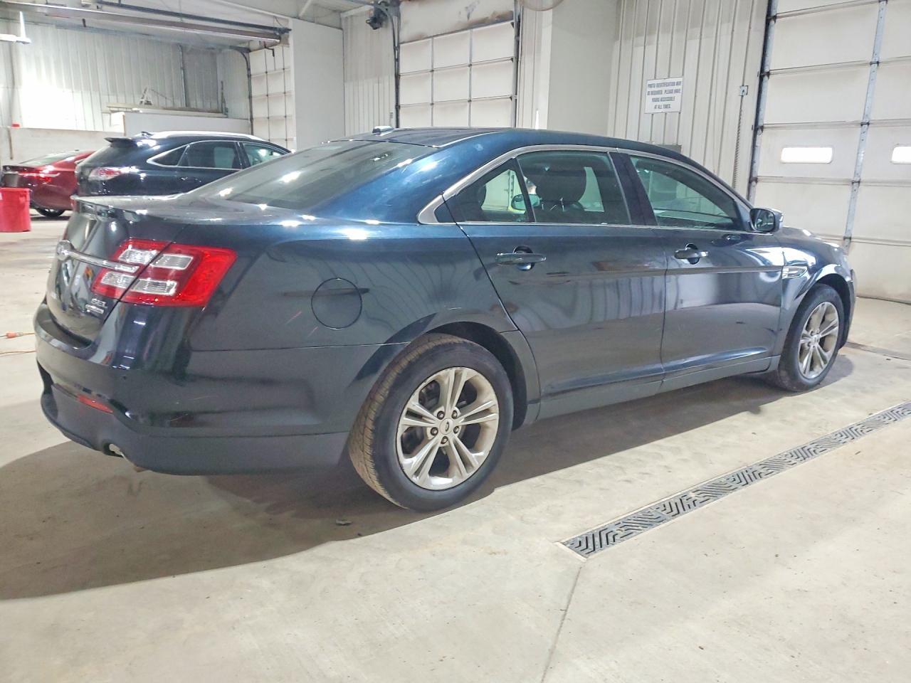 2014 Ford Taurus Sel - Фото 3
