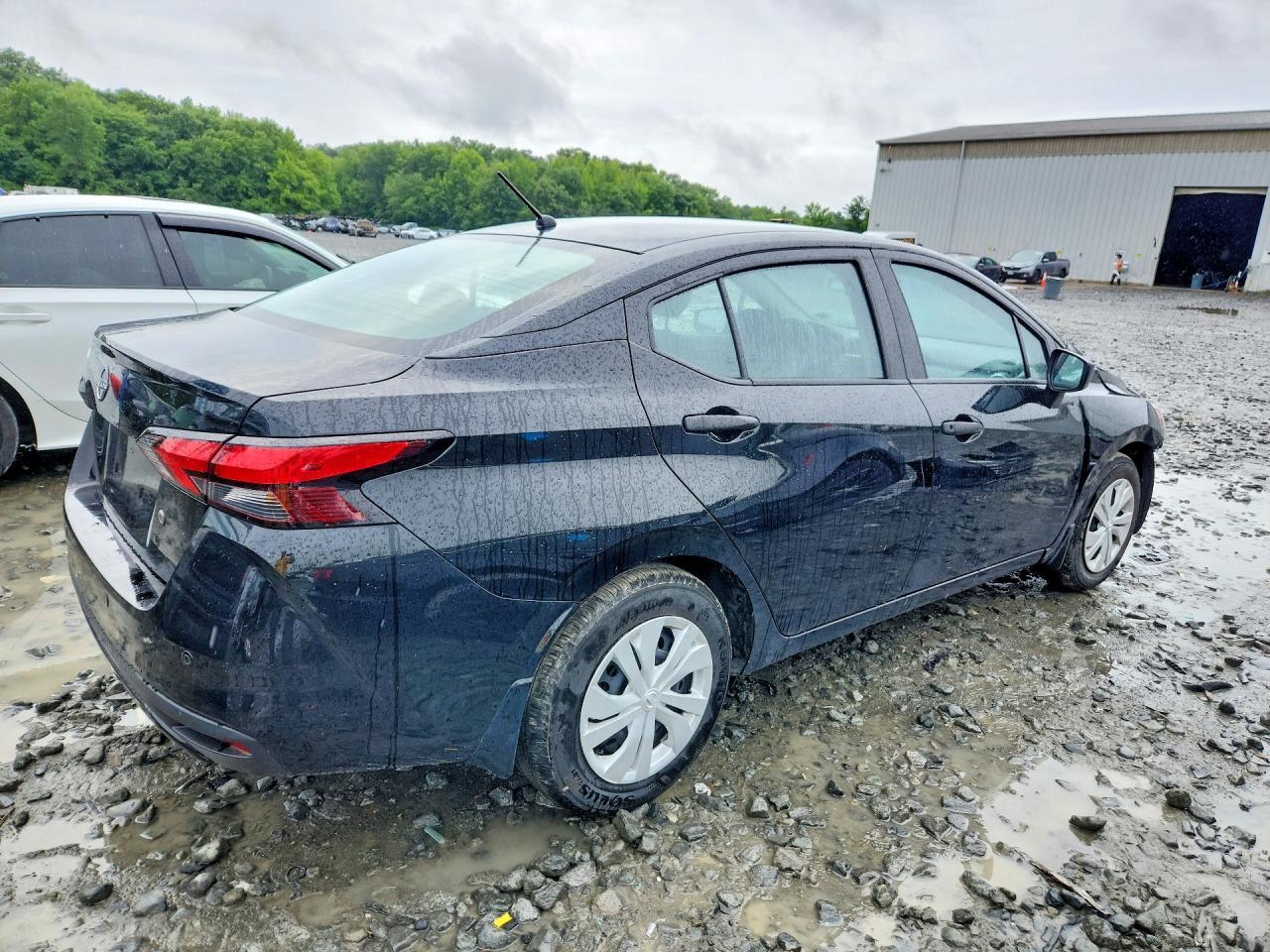 2024 Nissan Versa S - Фото 3