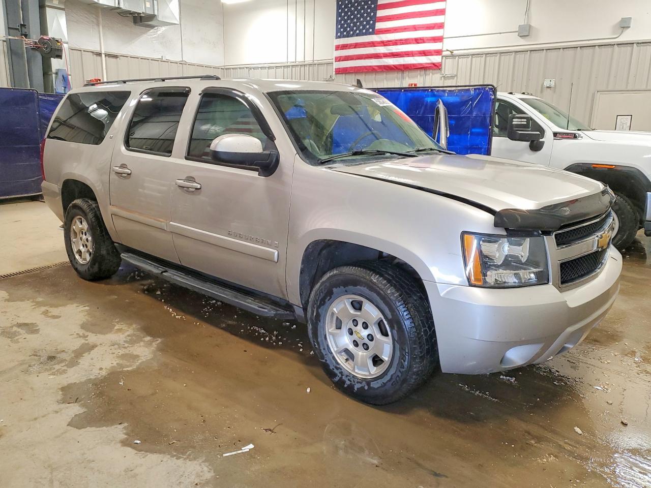 2008 Chevrolet Suburban K1500 Ls - Image 4
